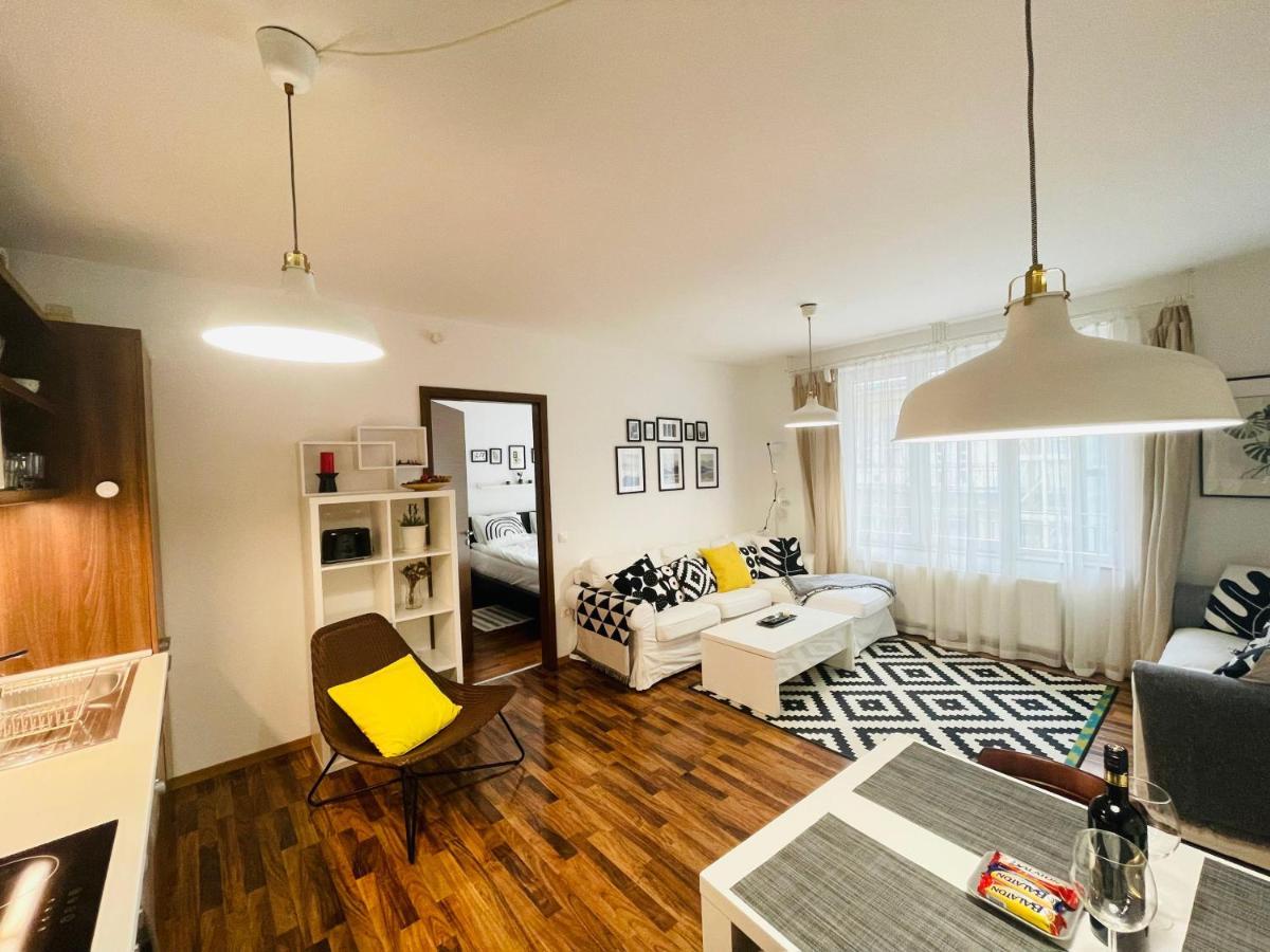 Peony Szekely Mihaly Apartment - Free Garage Budapest Kültér fotó
